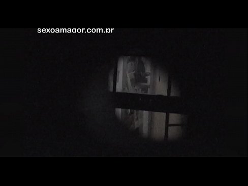 ❤️ Blondie viene segretamente filmato da un voyeur del quartiere nascosto dietro mattoni cavi Pornoal it.myinvest.top ❌❤