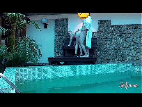 ❤️ Il capo invita la cameriera alla piscina, ma non poteva resistere a un caldo Pornoal it.myinvest.top ❌❤